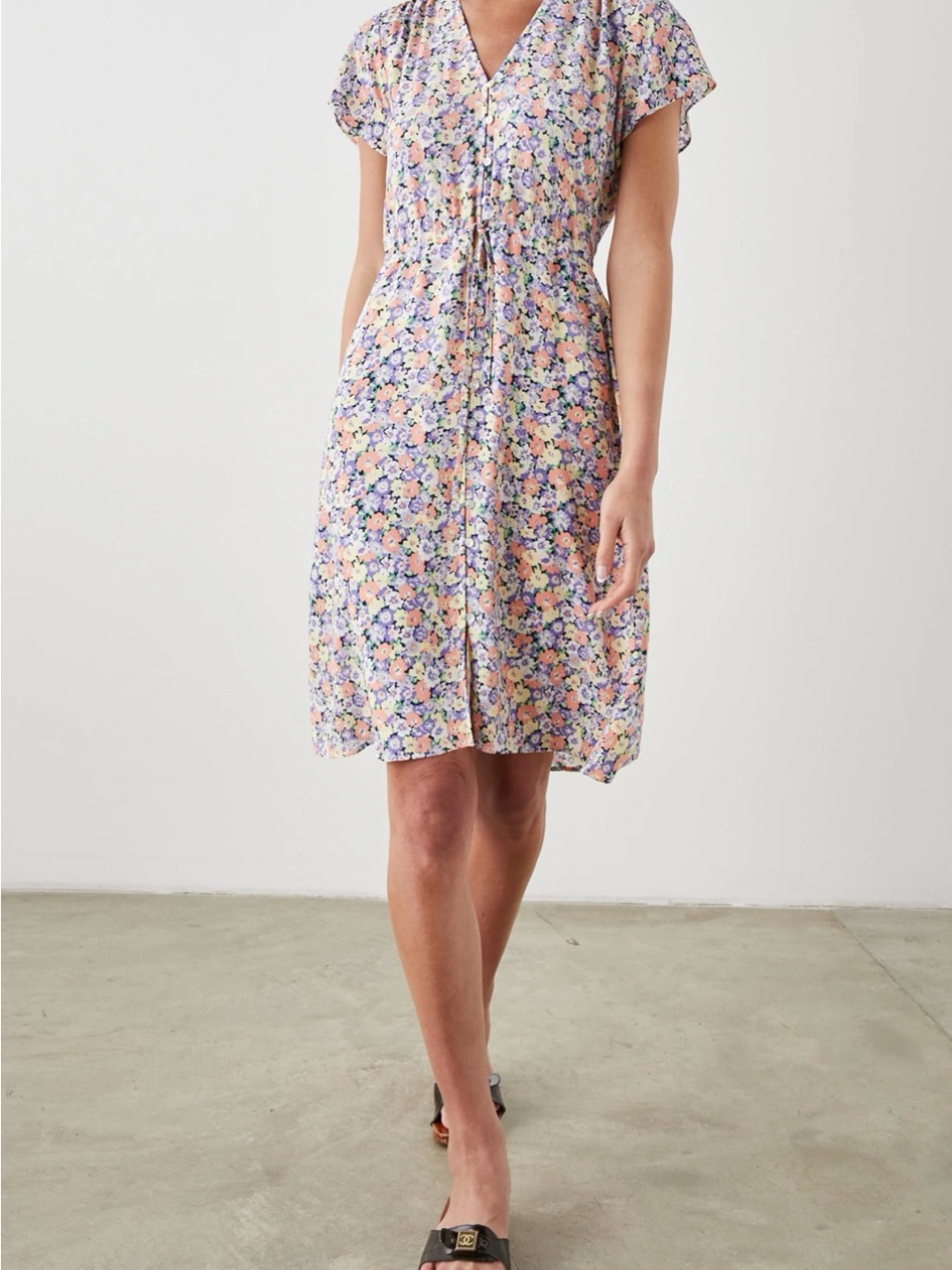 Rail’s Nwt Abigail Posy Field Floral V-Neck Midi Dress Romantic